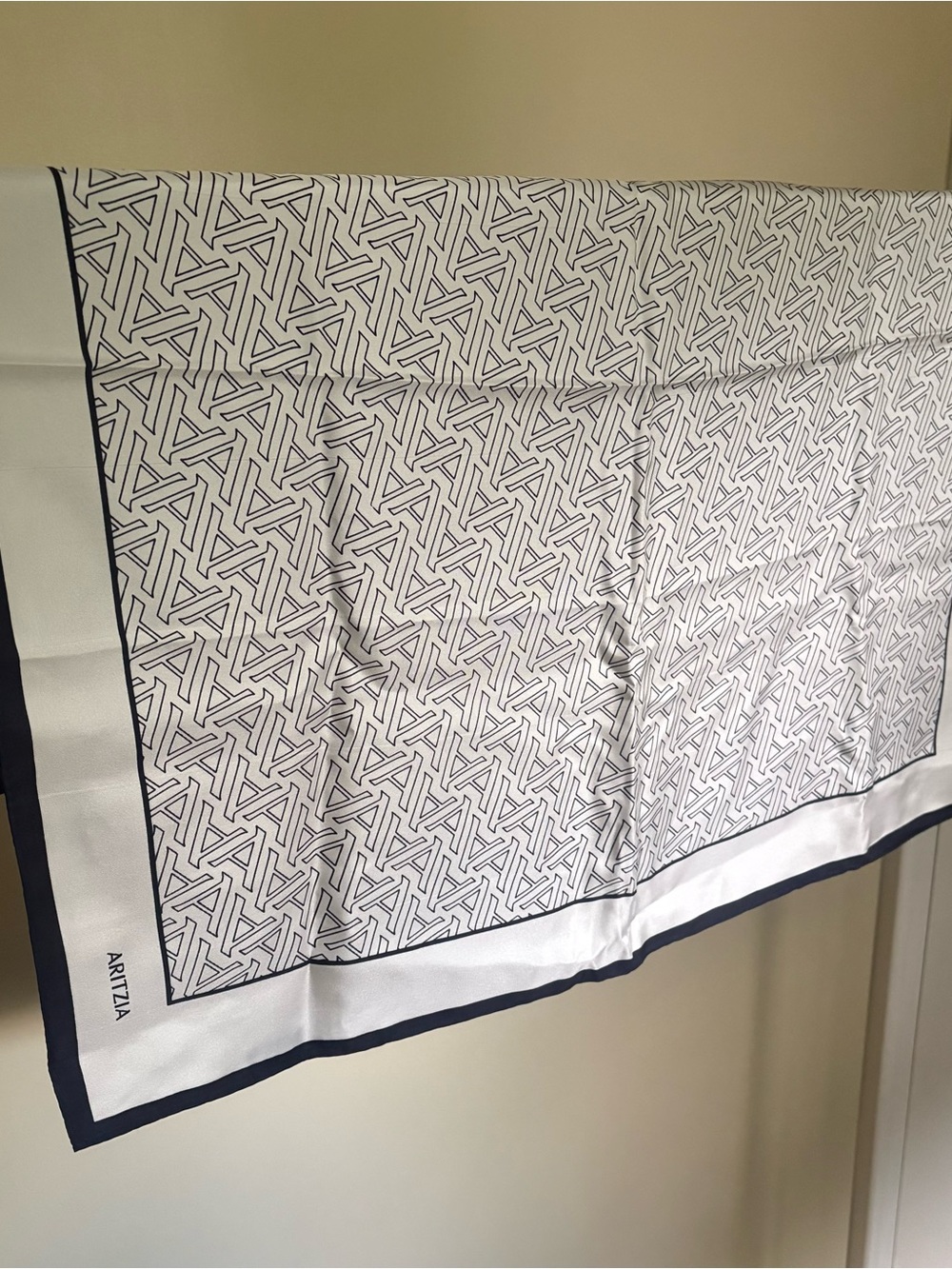 Aritzia 100% Silk White & Navy Geometric Scarf